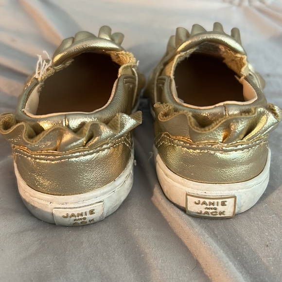 Size 5 gold Janie and Jack shoes - Picture 2 of 3